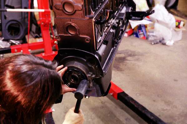 Installing the new rear main seal